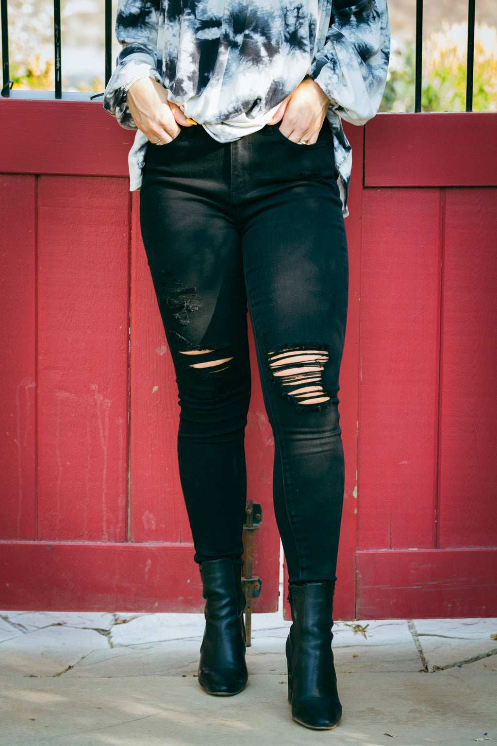 Jet Black Distressed Judy Blue Skinnies